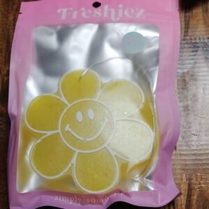 fresh Simply Southern Yellow Smiley Flower